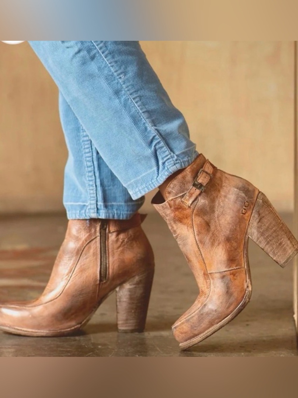 Bed Stu Cobbler Collection Isla
Tan Rustic Leather Booties
Size 7